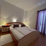 Appartamento Ruzarija Rab Town