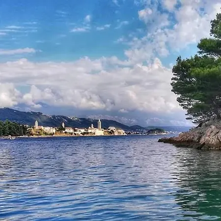 Ruzarija Apartamento Rab Town