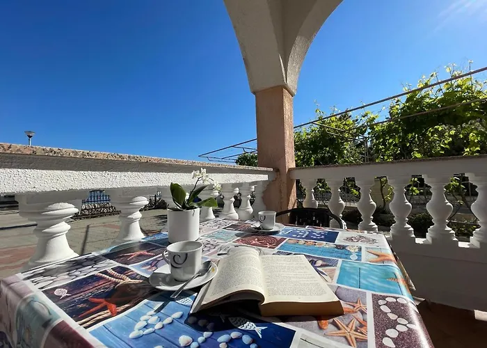Ruzarija Apartment Rab Town